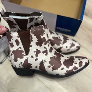 NWT in original  box cow print booties